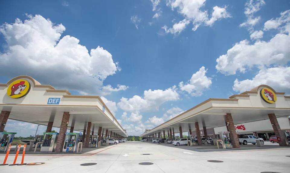 Buc-ee’s Photos: See Inside the Iconic Travel Center 7 a600fe8550364a2dcd5485a90fba7ade 60kb